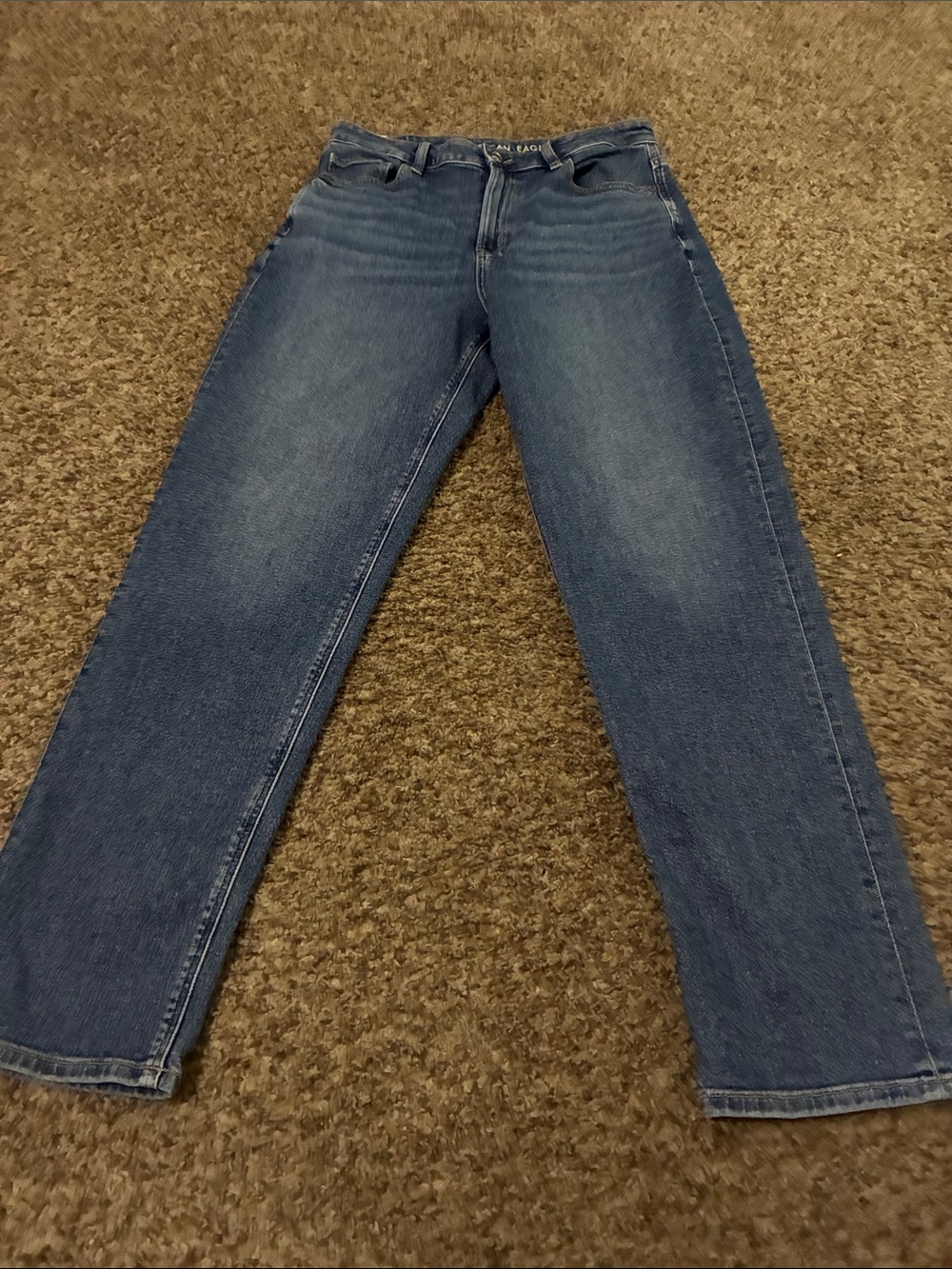 American Eagle Outfitters Mom Jean